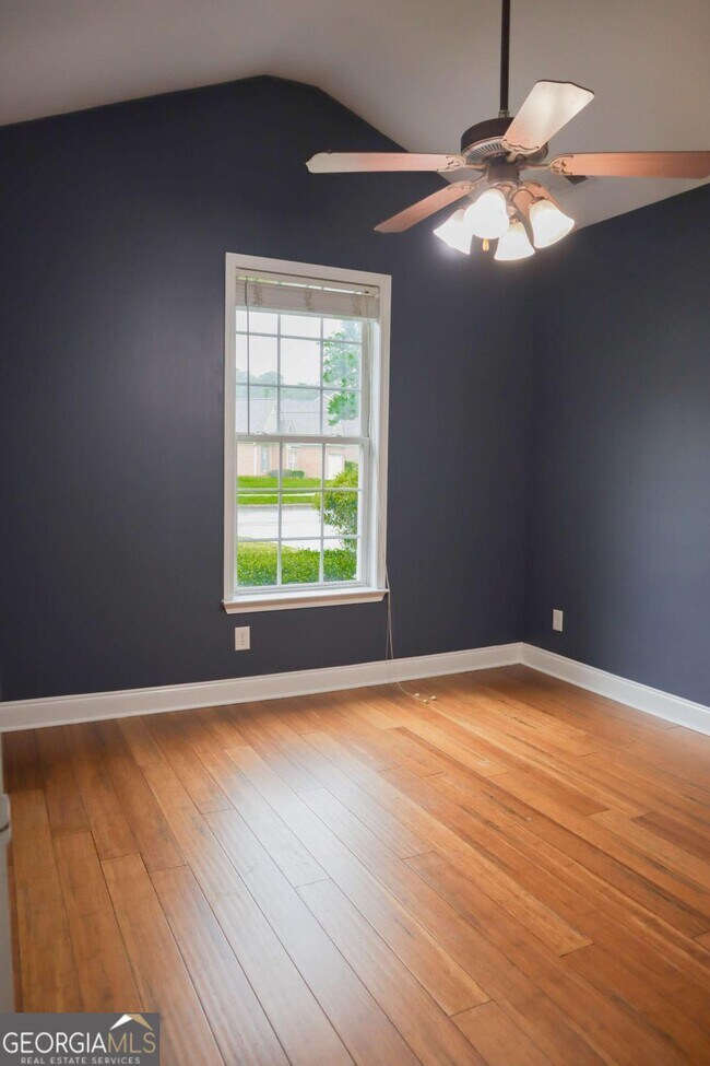 Building Photo - 1526 Lechemin Dr