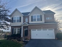 Building Photo - Beautiful 4 Bedroom Home in Spring Creek – Available June 1 – $2,995/mo