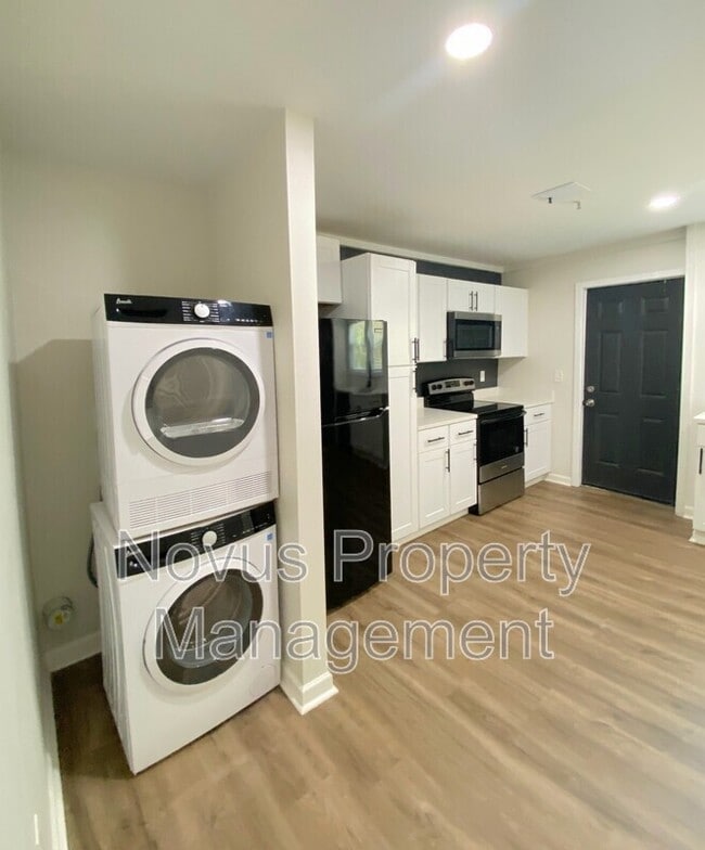 Building Photo - 901 Pacific Ave