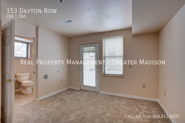 Building Photo - 153 Dayton Row