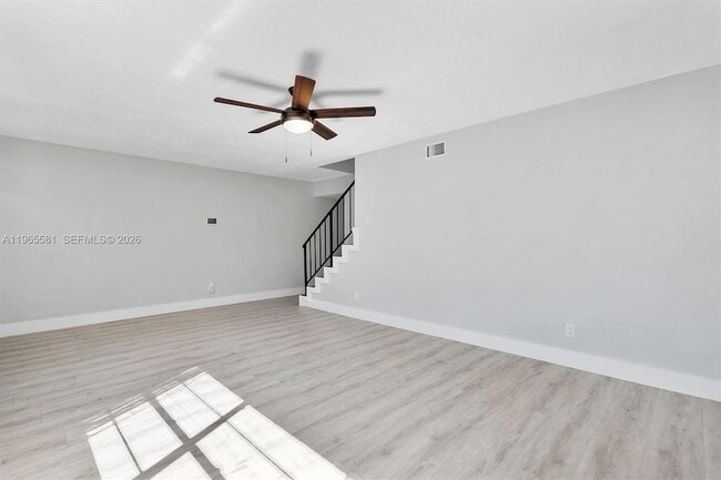 Building Photo - 48 Matador Ln