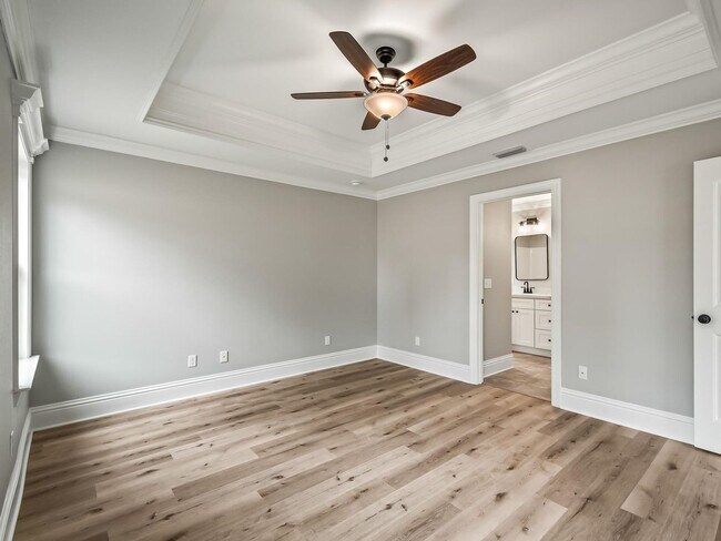 Building Photo - 3 Bedroom Home Available In Crawfordville ...