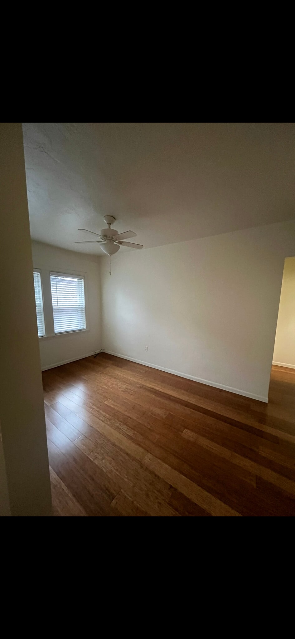 Dining room or living room - 2004 E 125th St
