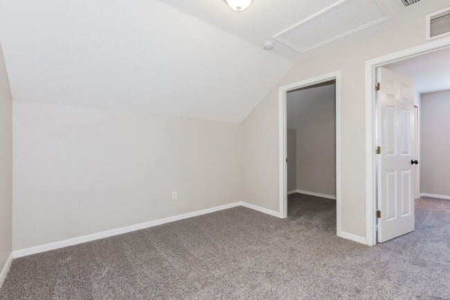 Building Photo - 11116 Newbridge Dr