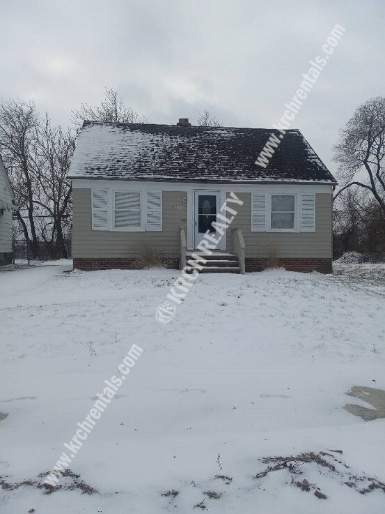 3Bedroom Cape Cod Close to Worthington Park 12205 Worthington Ave Cleveland OH 44111