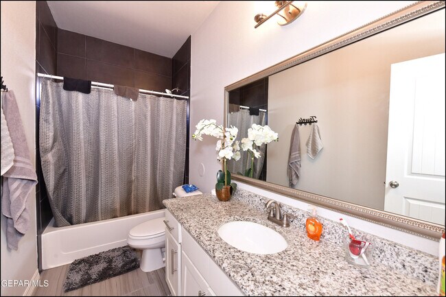 Building Photo - 14512 Charles Foster Ave