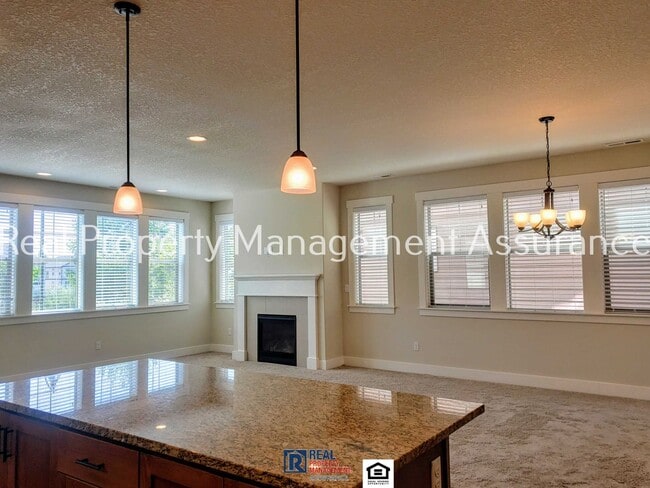 Building Photo - Charming Tudor-Style 4BR / 2.5BA Bethany Home Across from Bethany Creek Park