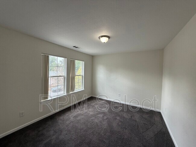Building Photo - 3329 San Jose Way