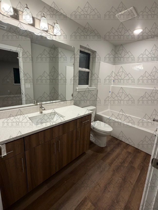 Building Photo - 1st MONTH FREE - 3 BED 2.5 BATH NEW BUILD!