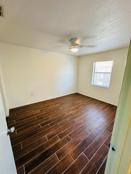Building Photo - 3136 Harmon Ln