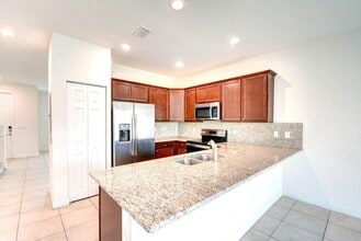 Building Photo - 5330 Ellery Terrace