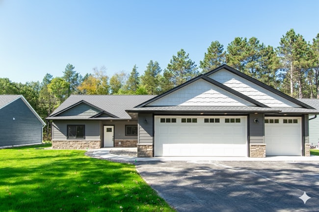 Building Photo - 11567 Forestview Dr