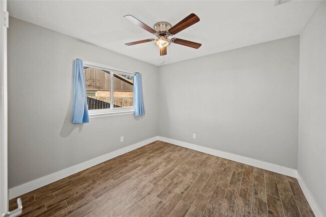 Building Photo - 3006 Sherborne St