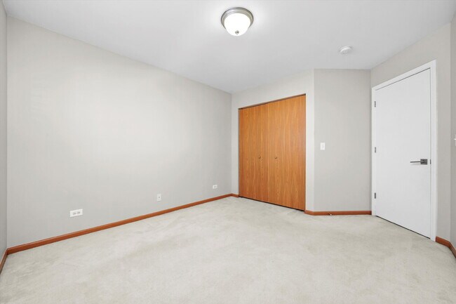 Building Photo - Modern 3-Bed, 2.5-Bath Townhome with Pond ...