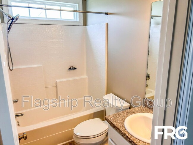 Building Photo - 2608 Chardon Ct
