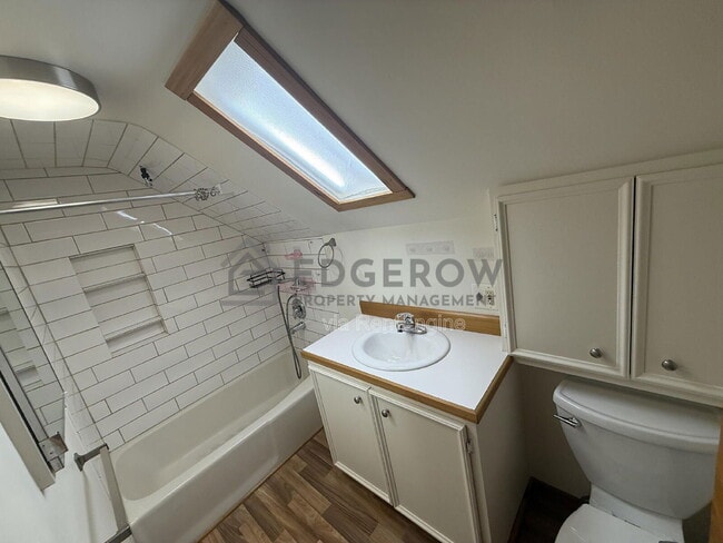 Building Photo - 3681 Prairie St SW