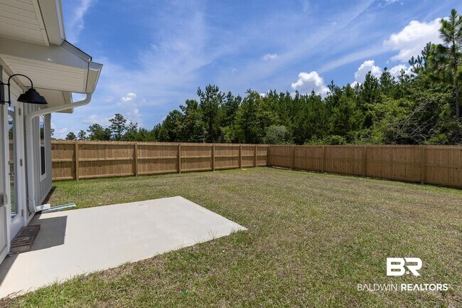 Building Photo - 32444 Revere Dr