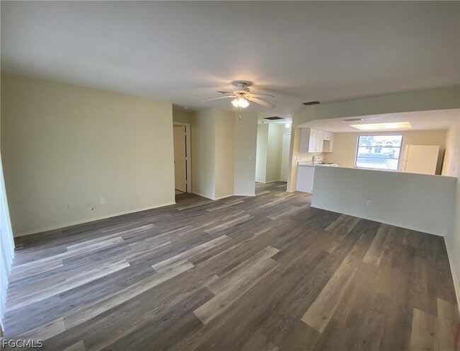 Building Photo - 621 SW 3rd St