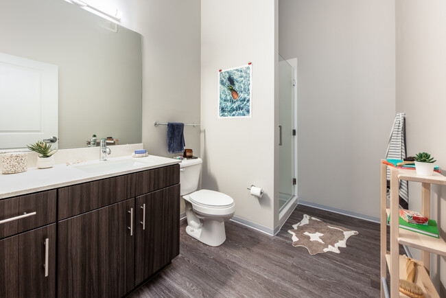 Upgraded Bathroom - Student | Uncommon Columbus