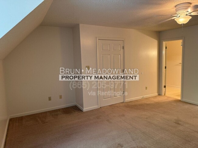 Building Photo - 6523 Doe Creek Way