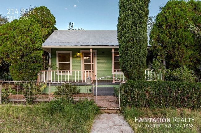 Primary Photo - 214 B St