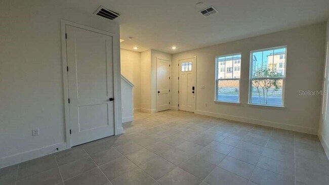 Building Photo - 15244 Groveside Rd