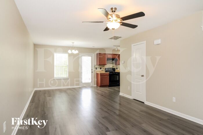 Building Photo - 5350 Gyddie Dr
