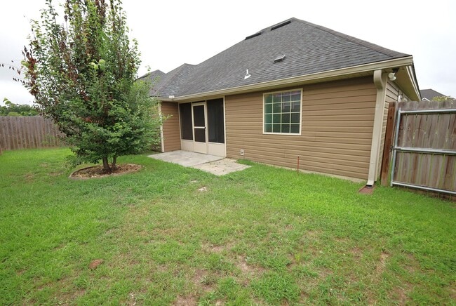 Building Photo - 4125 Silver Glenn