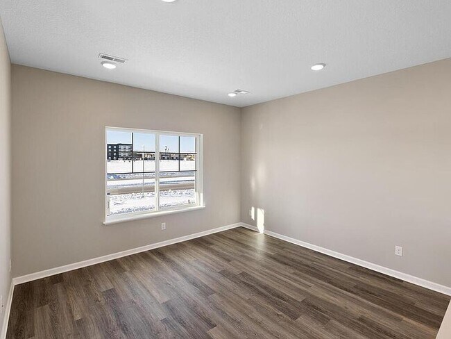 Building Photo - 7879 Ramsey Parkway NW