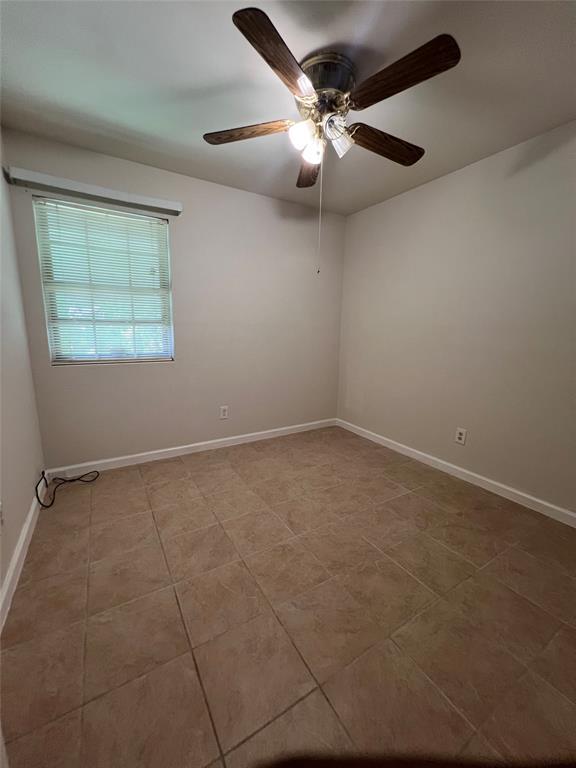 Building Photo - 7807 Bixler Dr