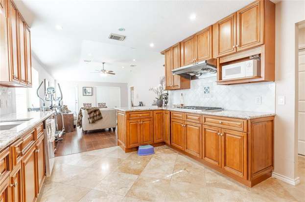 Building Photo - 13138 Woodvine Trail