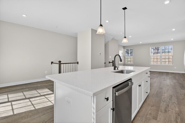 Building Photo - 19753 Grn Vlg Dr