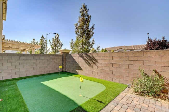 Building Photo - Beautiful Two-Story Home in Gated Cortona – Southern Highlands!