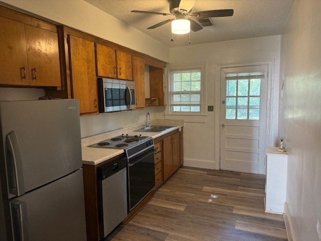 Building Photo - 527 Poplar St