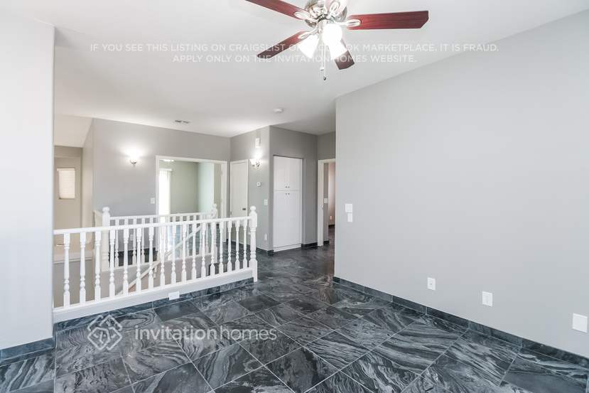 Building Photo - 10729 E Pampa Ave