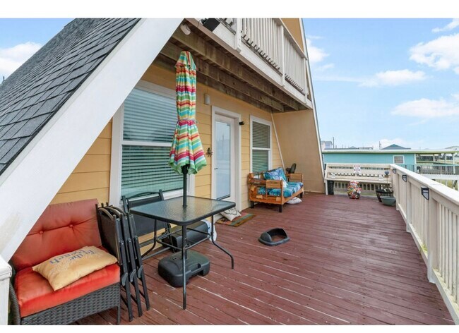 Building Photo - 222 Sandpebble Pl