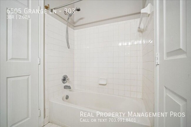 Building Photo - 6505 Grange Ln