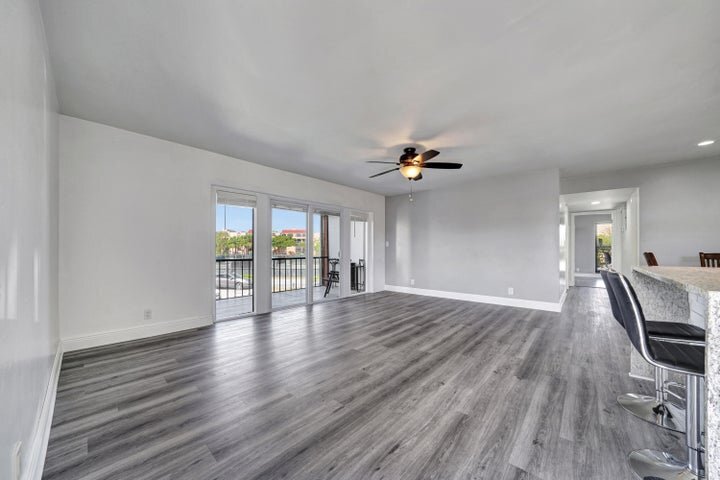 Building Photo - 516 Osprey Dr