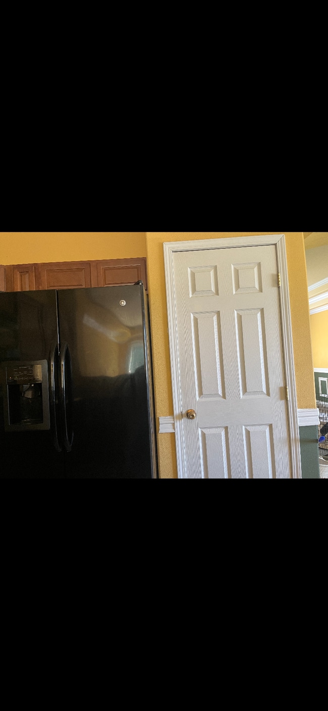 Building Photo - 1723 W 19th Ave