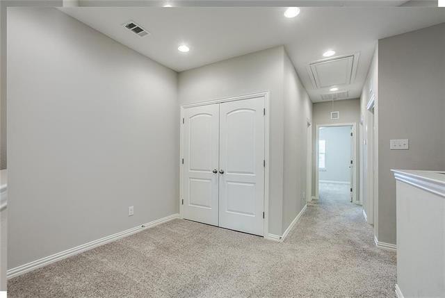 Building Photo - 1946 Timber Oaks Dr