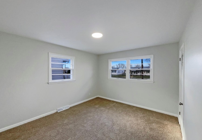 Building Photo - 2828 Shartle St