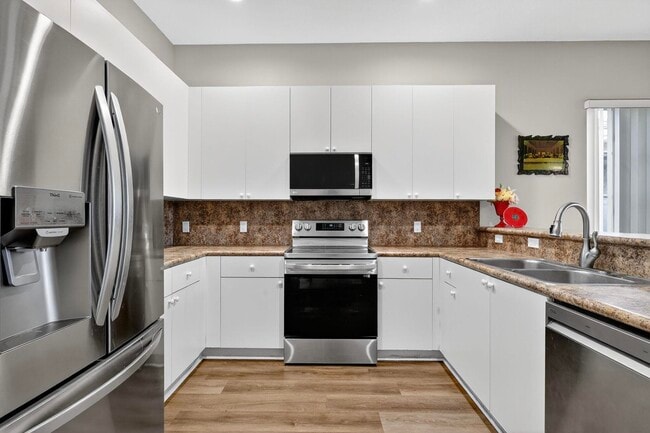 Building Photo - 8790 S San Andros