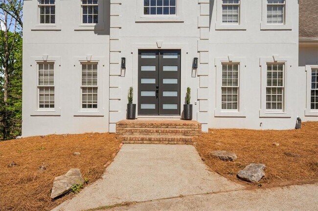 Building Photo - 11215 Highfield Chase Dr