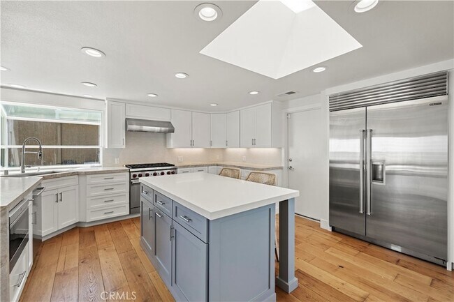 Building Photo - 31222 Palma Dr