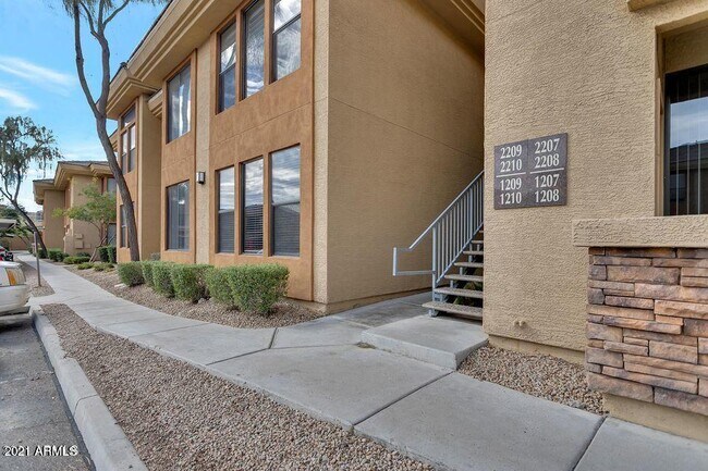Building Photo - 6900 E Princess Dr