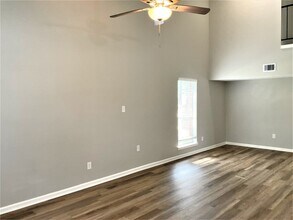 Building Photo - 2326 Meade Ct