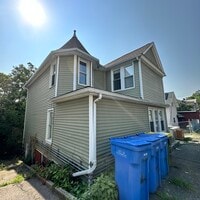 Building Photo - 27 Manhan St