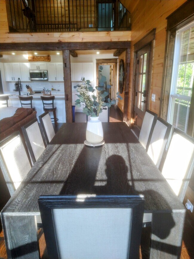 Building Photo - 63 Redwood Ln