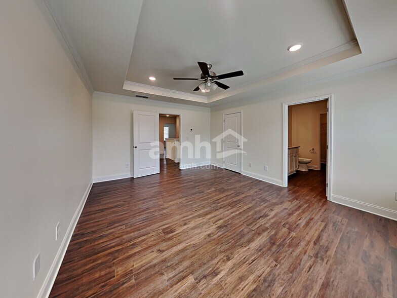 Building Photo - 841 Headland Wy