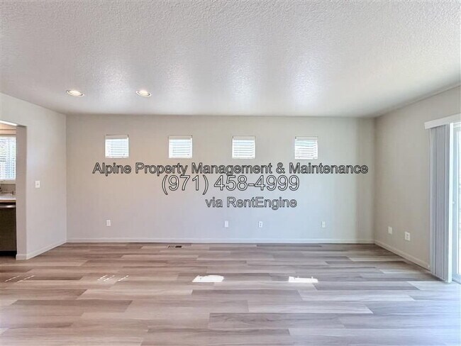Building Photo - 13119 SW 154th Ave